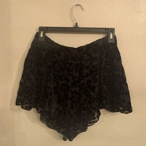 Lacy fabric shorts